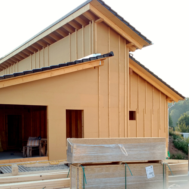 Hausbau mit Keller und Holzständerbauweise in Nürnberg